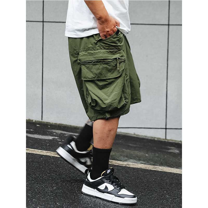 Large Pocket Zipper Casual Loose Shorts