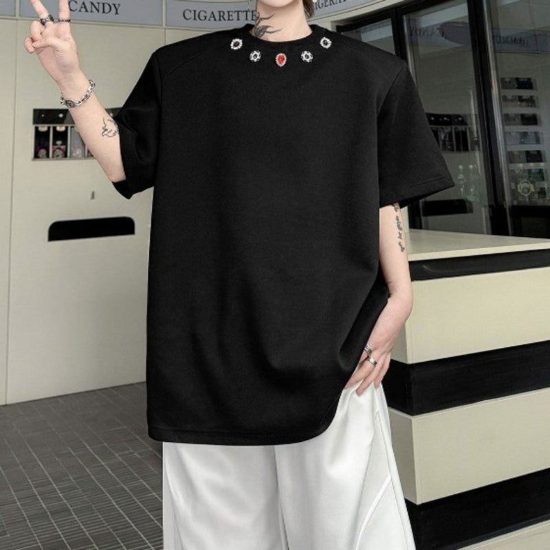 Round Neck Loose T-shirt with Handmade Beaded Decoration