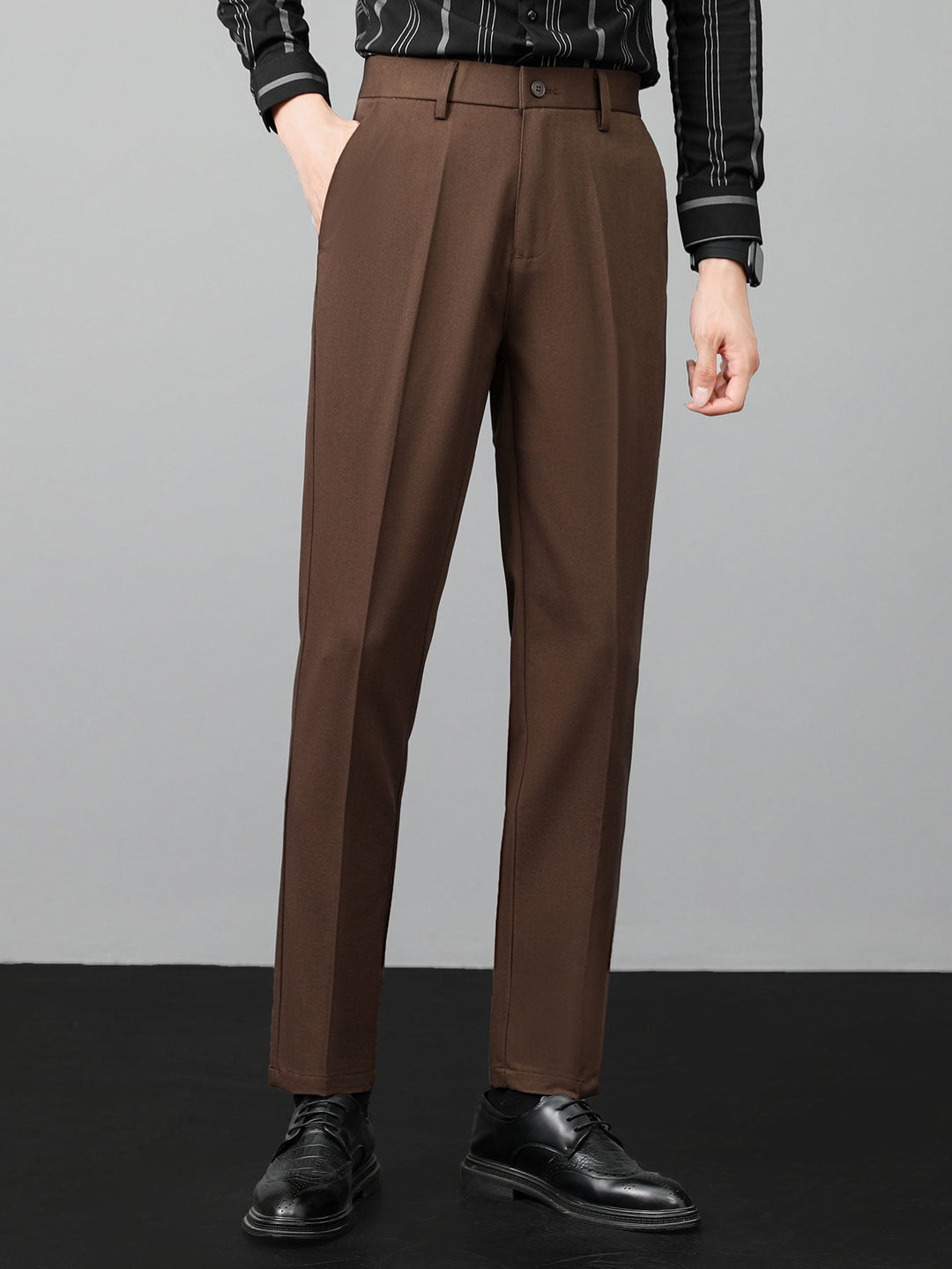 Contrast Trim Textured Zipper Knit Polo &amp; Slim Fit Tapered Trousers