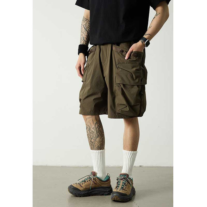 Large Pockets Loose-fitting Casual Shorts