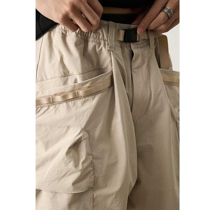 Large Pockets Loose-fitting Casual Shorts
